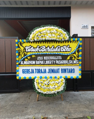 Papan Bunga Duka di Tanjung Telang